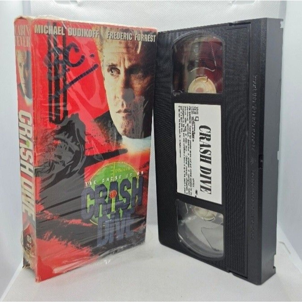 Crash Dive Michael Dudikoff Frederic Forrest (VHS, 1997)